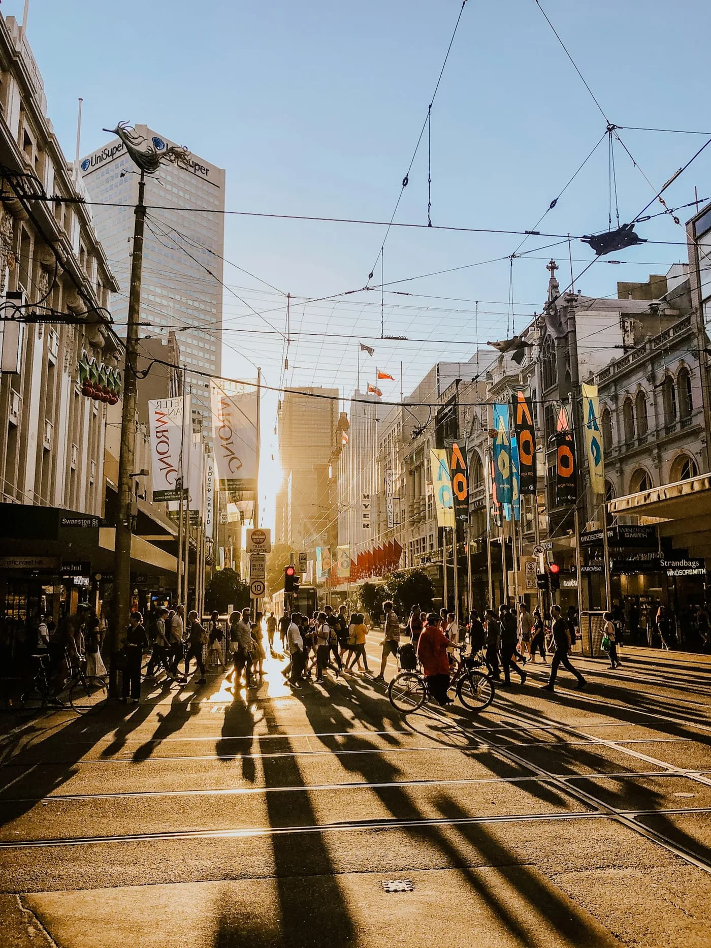 Tramvia i ambient urbà de Melbourne al capvespre