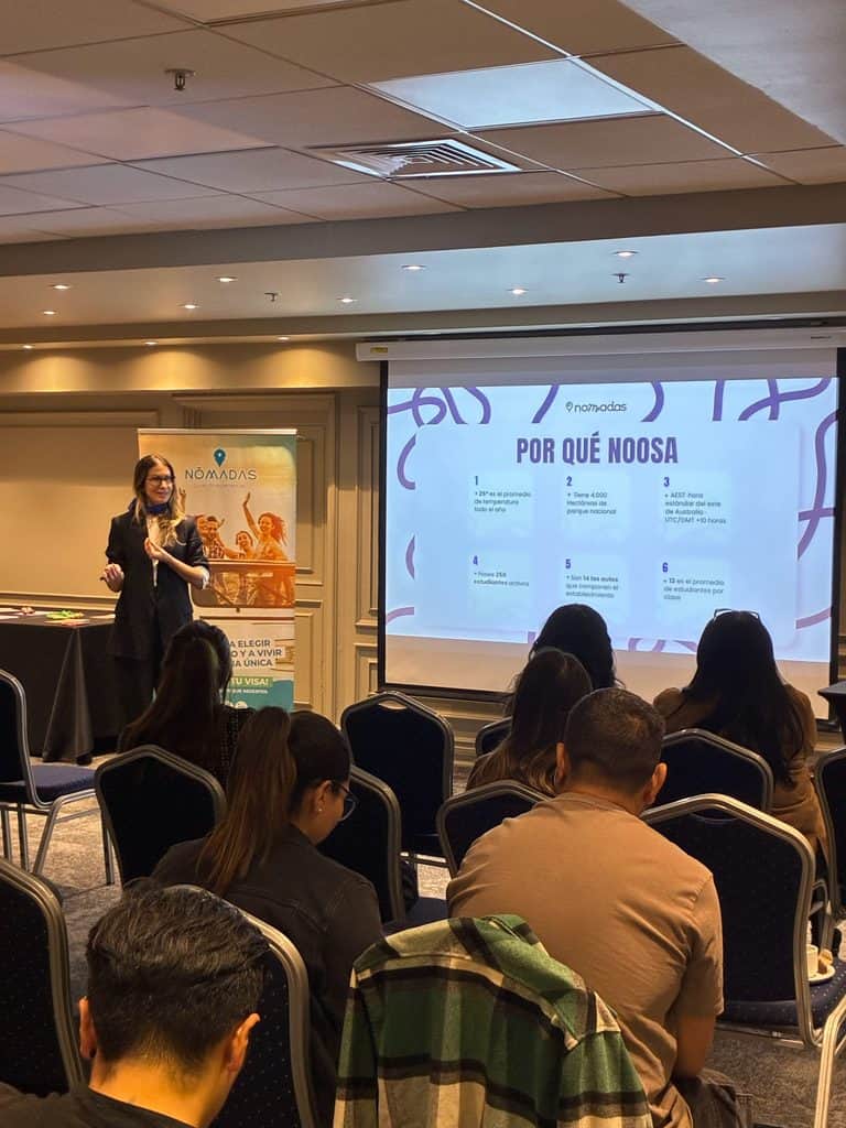 Presentación de Lexis English sobre Brisbane, Noosa y Sunshine Coast durante el evento